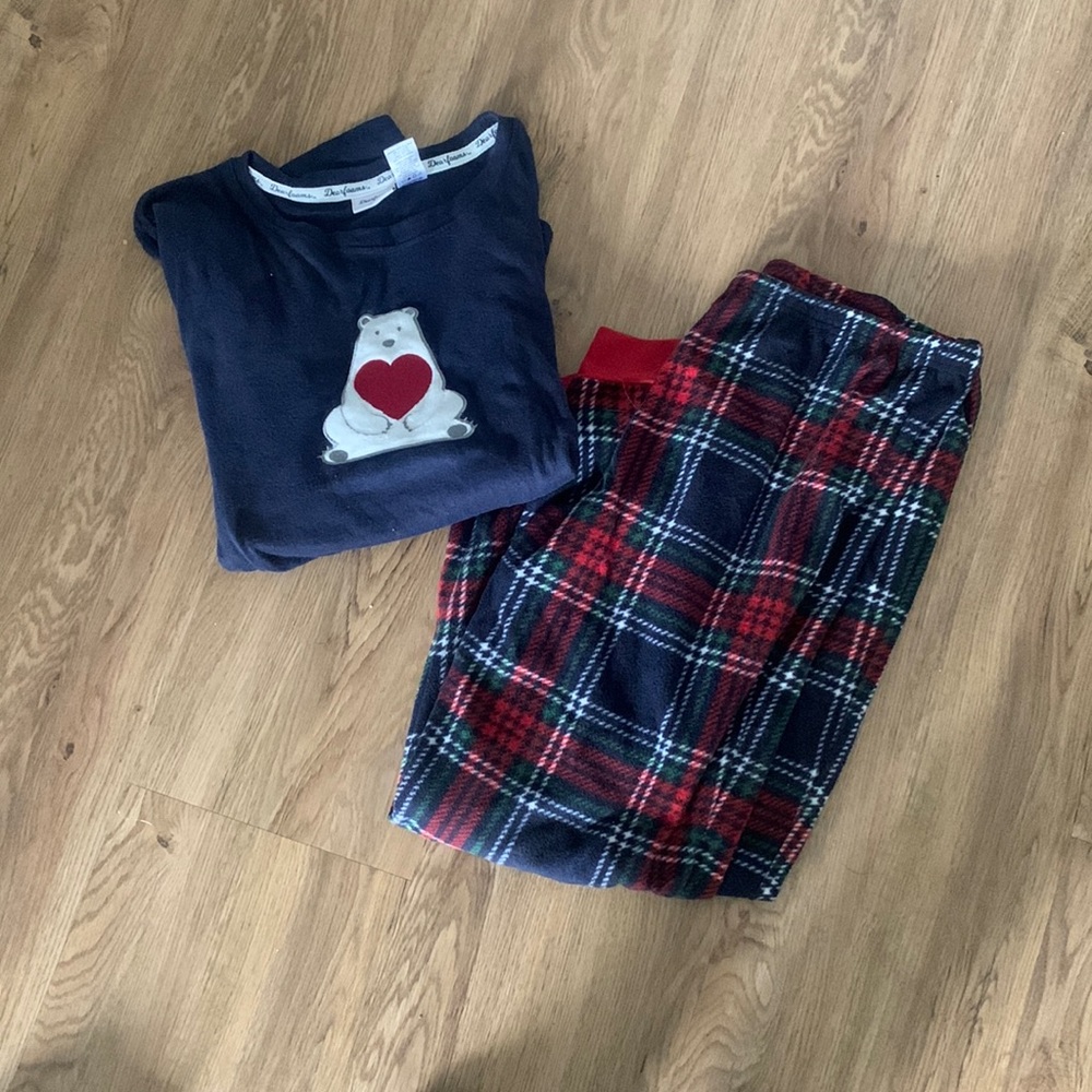 Long sleeve pajama set- medium bottom and top- great condition